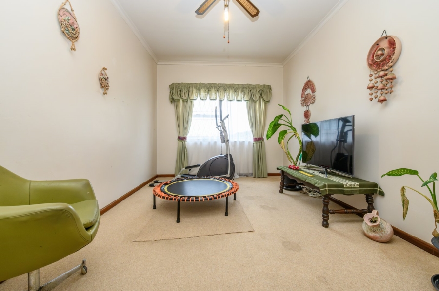 3 Bedroom Property for Sale in Kabega Park Eastern Cape